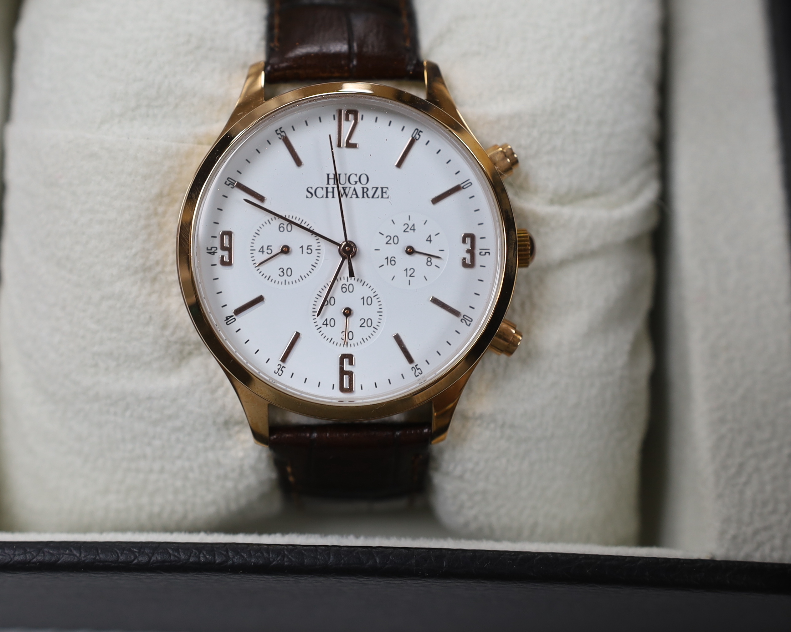 Five gentleman's modern assorted wrist watches including three Poljot International, Hugo Schwarze and Moscow Time.